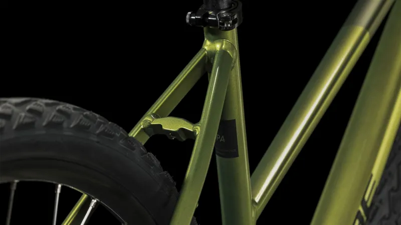 Cube Nature Trekking Bike in Moss/Black-8